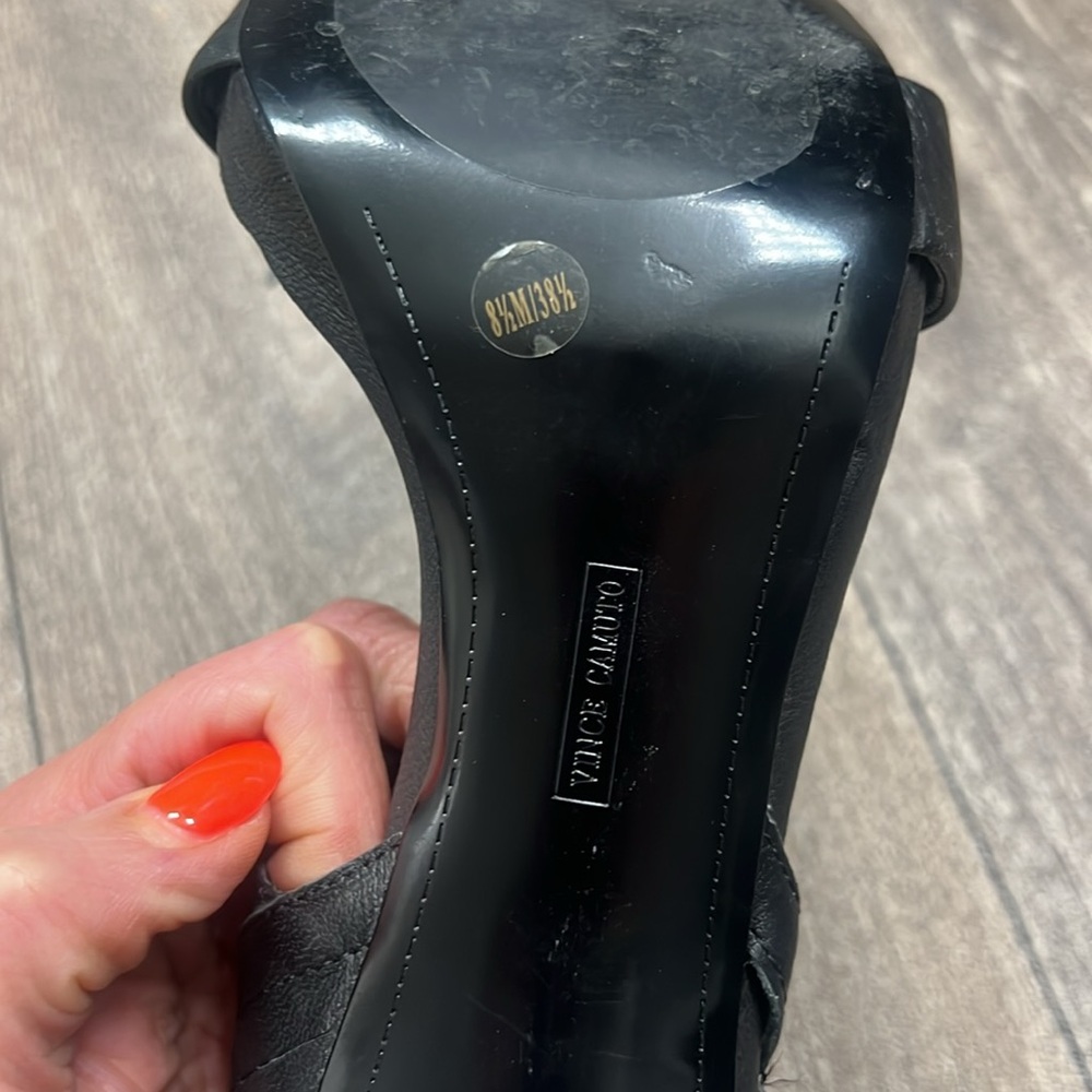 Vince Camuto Heels - Picture 6 of 7